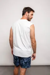 Musculosa blanca con estampado de una moto y texto 'MOTO COMMUNITY'.