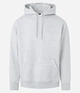 Buzo masculino comfort cerrado, con capucha y cordón para ajustes. Tiene bolsillo delantero y mangas largas.