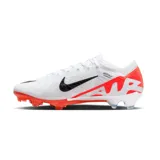 Championes de fútbol Nike Mercurial Vapor 15 Elite FG, color blanco con detalles en naranja y negro.