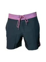 Short de baño negro con cintura y cordón de ajuste color lila.
