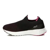 Championes deportivos Fila Pretender, color negro con detalles en fucsia y suela blanca.