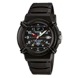Reloj deportivo negro de Casio, resistente al agua hasta 10 ATM, con correa de resina.