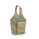 Matero con división interior y asa de mano regulable con hebilla. Diseño con estampado geométrico en tonos azul, verde, marrón y beige.
