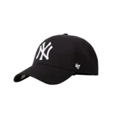 Gorro de béisbol negro con logo bordado de los New York Yankees en blanco y logo de la marca 47 Brand bordado en el lateral.