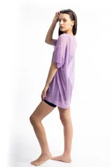 Remerón de tul negro, de talle único y corte suelto.