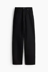 Pantalón de jean negro de tiro alto, corte ancho y cinco bolsillos.