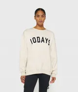 Suéter oversize negro con parche de fieltro con el logo de béisbol de 10DAYS en el pecho, cuello redondo de punto acanalado y puños y dobladillo de punto acanalado.