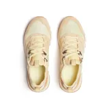 Zapatillas urbanas Merrell Alpine 83 Sneaker Recraft color beige con detalles en marrón. Confeccionadas con materiales reciclados, cuello de neopreno elástico, contrafuerte de TPU moldeado, forro de malla transpirable, plantilla extraíble de espuma EVA y suela exterior de caucho.