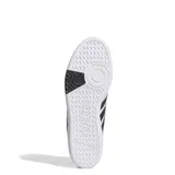 Championes Adidas Hoops 4.0, blancos con detalles en negro y gris. Zapatillas de estilo urbano con las tres tiras características de Adidas en los laterales.