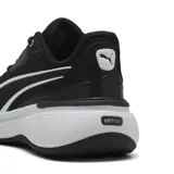 Championes Puma Softride Exo negros con detalles en blanco.