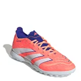 Championes de fútbol 5 Adidas Predator League Tf, diseño unisex color naranja con detalles en azul y blanco.