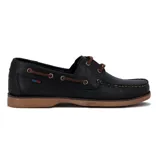Zapato náutico para hombre, con combinación de colores negro y whisky, tipo acordonado.