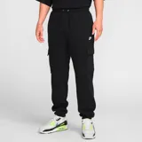 Pantalón de jogging negro de Nike, modelo Club, con cintura elástica ajustable con cordón, bolsillos laterales y bolsillo cargo con logo bordado en la pierna derecha.