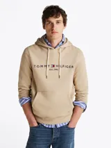 Buzo con capucha Tommy Hilfiger color beige, con logo bordado en el pecho y cordones con extremos distintivos.