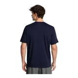 Remera celeste de manga corta Under Armour con logo estampado en el pecho.