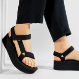 Sandalias Teva Flatform Universal W - Black