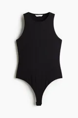 Body negro sin mangas con cuello redondo y corte colaless.