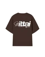 Remera celeste con estampado blanco en la espalda que dice "Ibiza Island", "Ittai", "Designed in Ibiza" y "SS26 Ibiza Ags".