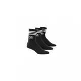 Pack de tres pares de medias Adidas de largo medio, color negro con tres rayas blancas horizontales en el borde superior y logo de Adidas en blanco en el lateral.