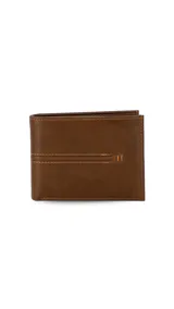 Billetera de cuero color marrón oscuro, con interior que incluye visor, tarjeteros y doble compartimento para billetes. Presenta un detalle de tres líneas verticales en colores blanco, naranja y azul en el exterior.