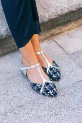 Bailarinas plateadas con tejido entrelazado y napa, plantilla intercambiable de lana y piel.