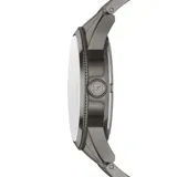 Reloj Fossil multifunción con caja de acero inoxidable color bronce de 42 mm de diámetro y malla de acero inoxidable color bronce. La esfera es negra con acabado efecto rayos de sol y subesferas que indican el día, la fecha y el formato de 24 horas.