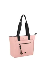 Cartera tote bag color verde agua, con asas de mano negras y un bolsillo frontal con cierre. Incluye un llavero decorativo de cordones y un detalle metálico en forma de labios.