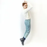 Jean skinny de tiro alto color celeste.