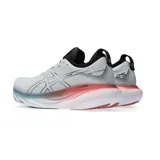 Zapatillas de running con amortiguación máxima y tecnología PureGEL para mayor comodidad al correr.