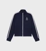 Campera deportiva azul marino con cierre frontal, cuello alto, puños y bajo acanalados. Presenta logo bordado en el pecho y detalle de rayas blancas en las mangas.