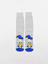 Medias grises con diseño de Donald.