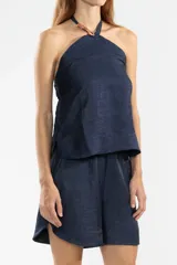 Shorts de lino italiano con hilo metalizado color azul marino, de corte relajado y talle medio.