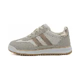 Zapatillas deportivas Le Groupe de dama, color beige con detalles en marrón y dorado.