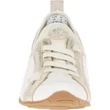 Zapatilla urbana blanca con detalles dorados, de cuero y tela calada. Cuenta con cordones, suela antideslizante Bounce® y plantilla extraíble de poliuretano con inserto de gel en el talón.