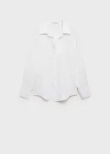 Camisa blanca de lino con cierre de botones frontal, cuello camisero, mangas largas con puños abotonados y corte recto.
