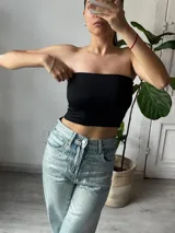 Top bandeau color borgoña.