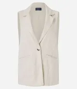 Chaleco largo color beige confeccionado en sarga, con escote en V, solapas, cierre con un botón y bolsillos incorporados.