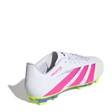 Championes de fútbol Adidas Predator Club FG/MG, color blanco con detalles en fucsia, amarillo y violeta. Diseñados para césped natural o sintético.