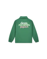 Campera tipo coach color verde con logo de la marca Deus en el pecho.