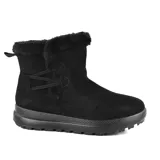 Bota corta color beige con forro de piel sintética en el borde superior, ajuste con cordones cruzados y suela de plataforma.