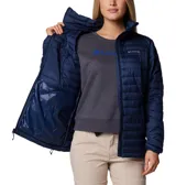 Campera acolchada Columbia Silver Falls II, color negro, con cierre frontal, cuello alto y bolsillos laterales con cierre.