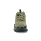 Zapatillas Caterpillar Intruder Lite color verde oliva con detalles en gamuza y suela de goma negra.