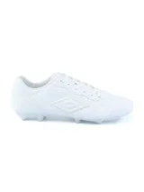Championes de fútbol Umbro Touch FG, color blanco.