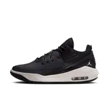 Championes Jordan Max Aura 5 de hombre, color negro con detalles en blanco.