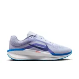 Championes de running Nike Winflo 11, color lila con detalles en azul y blanco.