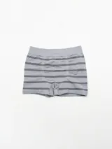 Boxer negro con rayas horizontales grises y cintura elástica negra.