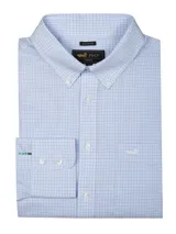Camisa de hombre RKF, modelo WF PB, de manga larga con diseño a cuadros celestes y blancos. Tiene cuello abotonado, bolsillo en el pecho con logo bordado y tecnología wrinkle-free.