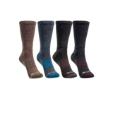 Pack de cuatro pares de calcetines Columbia de caña media, confeccionados en tejido de punto acanalado en tonos marrón, azul y gris.