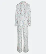 Conjunto de pijama americano largo de viscosa, con estampado de acróbatas y rayas verticales. Incluye camisa de manga larga con cuello camisero y botones frontales, y pantalón con cintura elástica.
