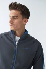 Campera de felpa para hombre de color burdeos, con cremallera completa y bolsillos con cierre.